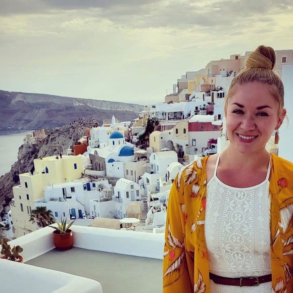 Meet your Posher, Ashley - Picture 1 of 1